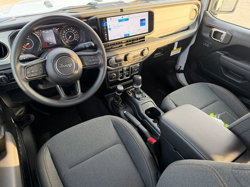 New 2026 Jeep Gladiator Sport AWD/4WD image 11