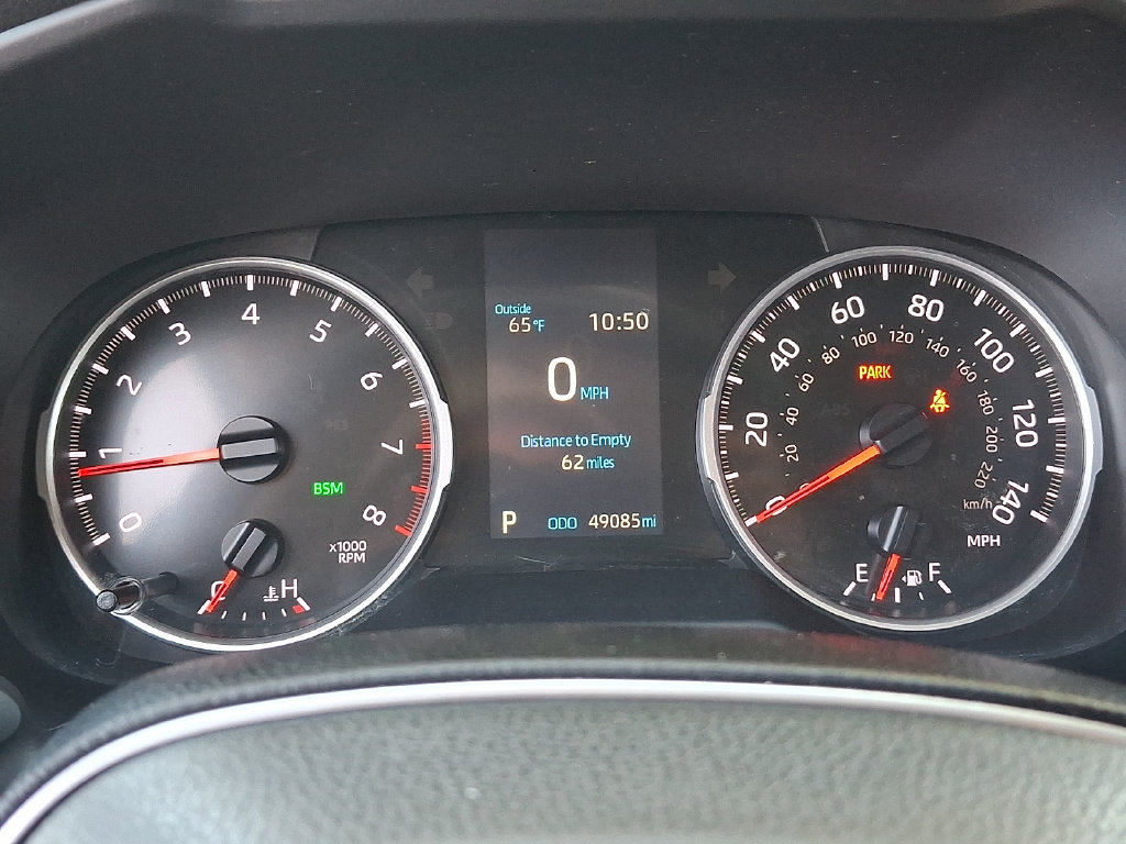 Used 2021 Toyota RAV4 XLE w/ Convenience Package AWD/4WD image 22