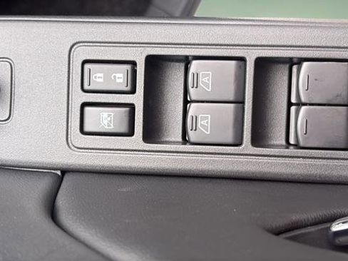 New 2026 Nissan Frontier SV AWD/4WD image 13