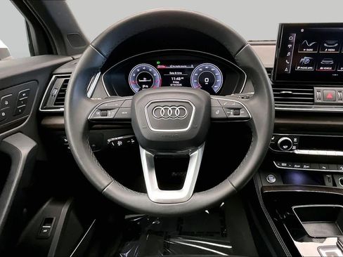 Used 2023 Audi Q5 2.0T Premium Plus w/ Premium Plus Package AWD/4WD image 6