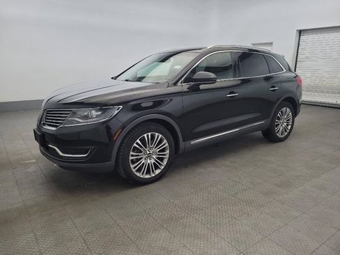 Used 2018 Lincoln MKX Reserve w/ Lincoln MKX Climate Package image 2