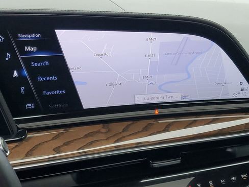 Used 2023 Cadillac Escalade ESV Sport Platinum w/ Heavy-Duty Trailer Package image 19