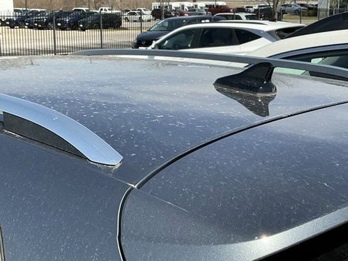 Used 2025 Volkswagen Taos SE image 13