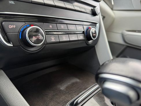 Used 2018 Kia Optima EX w/ Premium Package image 36