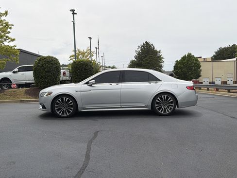 Used 2019 Lincoln Continental Select FWD image 12