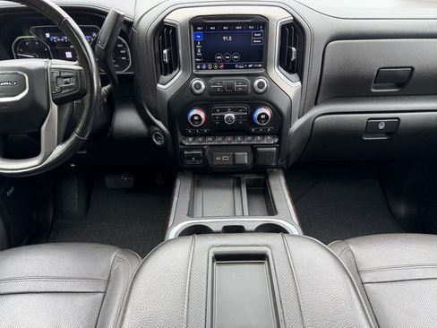 Used 2022 GMC Sierra 2500 Denali AWD/4WD image 19