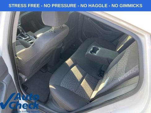 Used 2019 Hyundai Ioniq SEL image 29