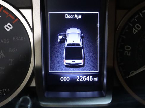 Used 2023 Toyota Tacoma SR5 w/ Technology Package image 44