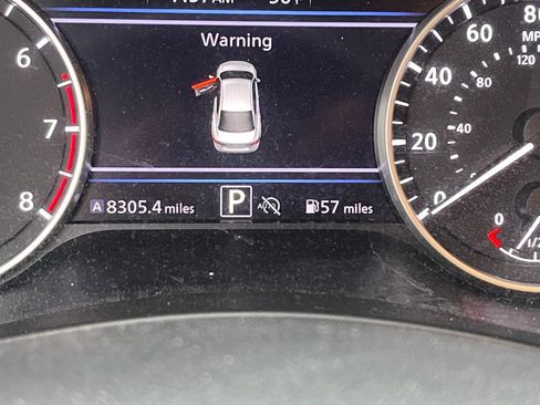 Used 2024 Nissan Sentra SV FWD image 31