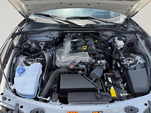 Used 2024 MAZDA MX-5 Miata Grand Touring RWD image 20