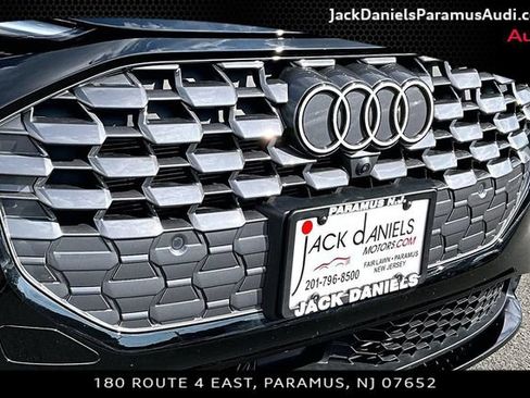Used 2025 Audi Q5 Premium w/ Convenience Package AWD/4WD image 20