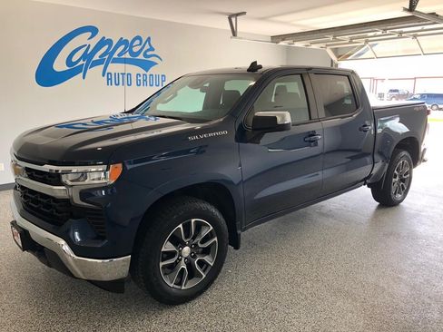 Used 2023 Chevrolet Silverado 1500 LT AWD/4WD image 1