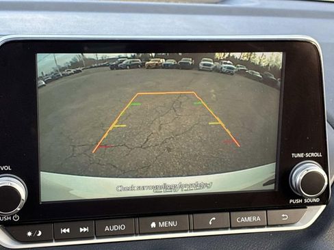 Certified 2025 Nissan Sentra SV w/ All-Weather Package image 32