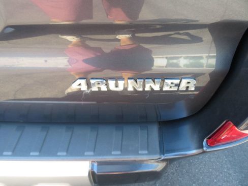 Used 2004 Toyota 4Runner 4WD image 14