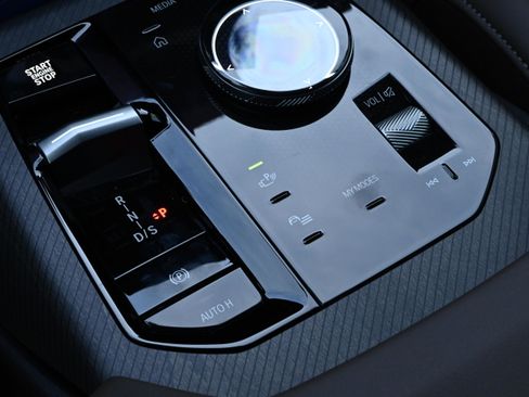 New 2026 BMW X3 xDrive30 image 18