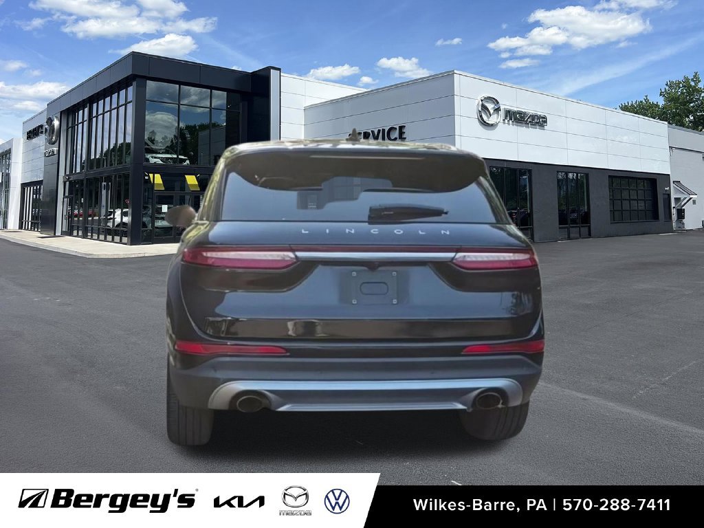 Used 2021 Lincoln Corsair Reserve w/ Equipment Group 201A AWD/4WD image 9