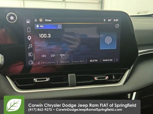 Used 2026 Chevrolet Equinox LT AWD/4WD image 24