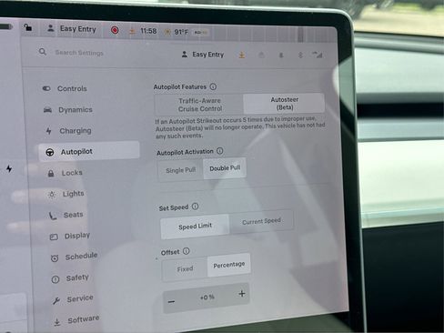 Used 2020 Tesla Model Y Long Range image 36