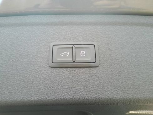 Used 2023 Audi Q5 2.0T Premium Plus w/ Premium Plus Package AWD/4WD image 29