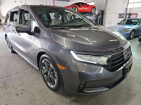 Used 2024 Honda Odyssey Elite image 5