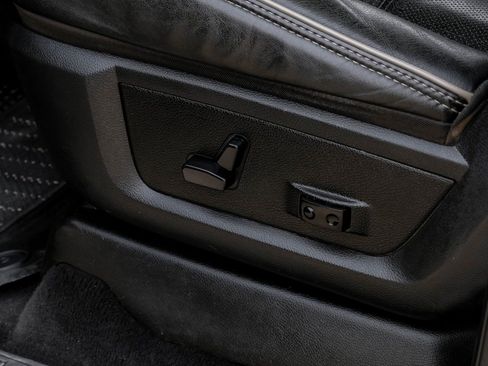 Used 2020 RAM 3500 Limited image 34