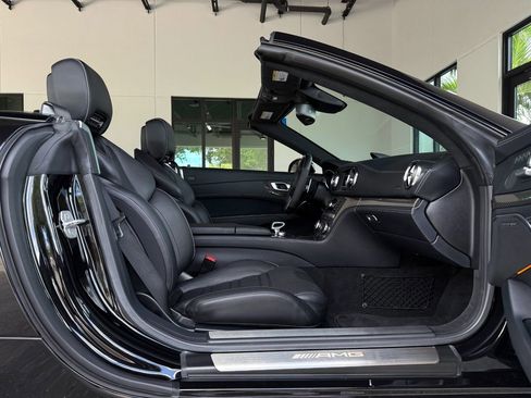 Used 2014 Mercedes-Benz SL 63 AMG image 13