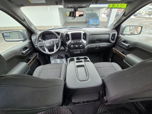 Used 2022 GMC Sierra 1500 SLE w/ X31 Off-Road Package image 21