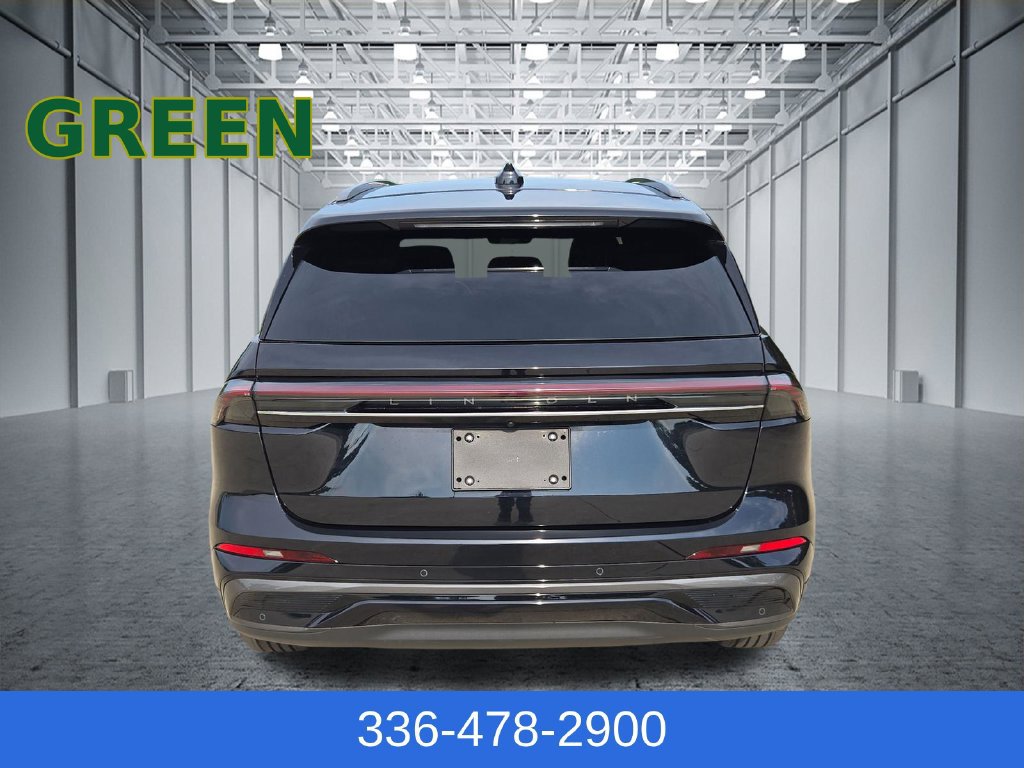 Used 2024 Lincoln Nautilus Reserve w/ Jet Appearance Package (87T) AWD/4WD image 4