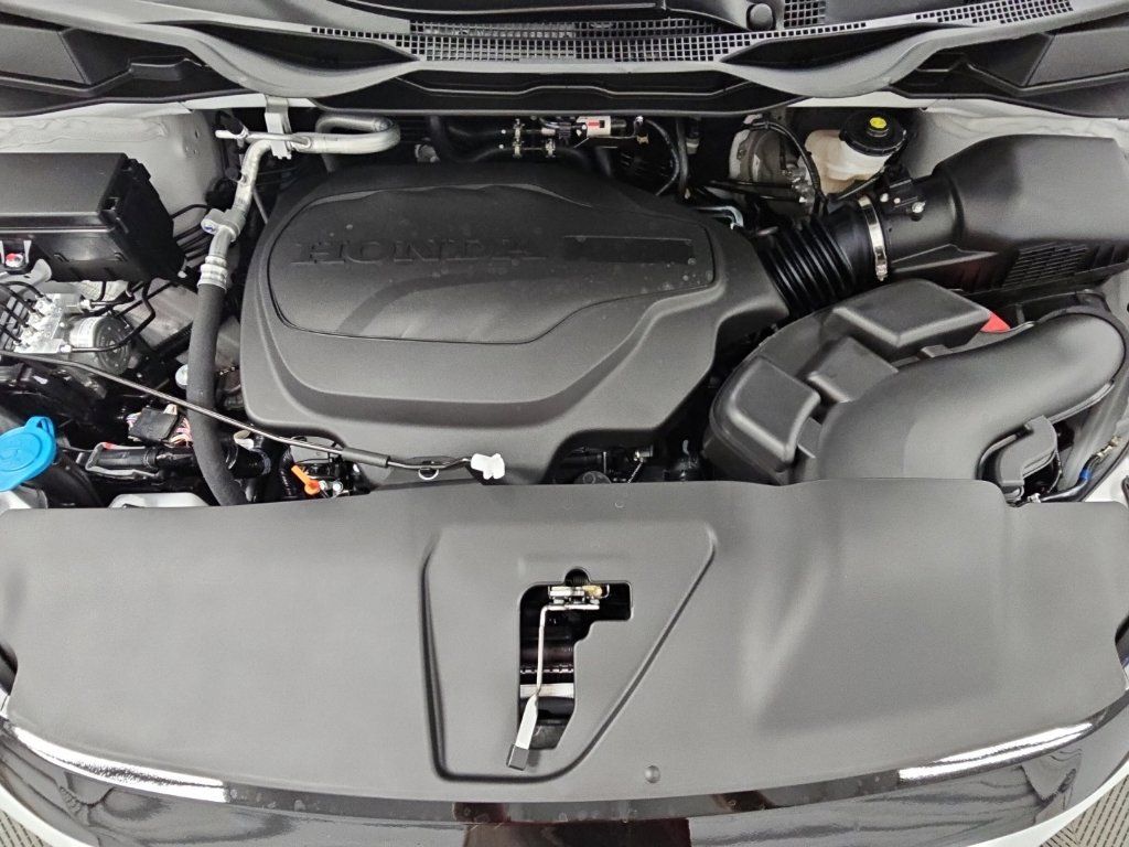 New 2027 Honda Odyssey Touring image 43