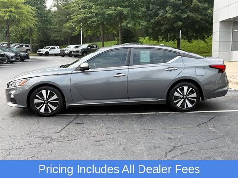 Used 2021 Nissan Altima 2.5 SV FWD image 5