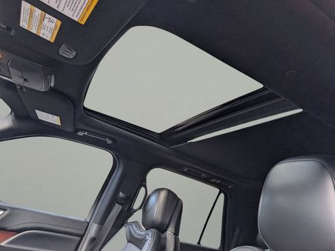 Used 2020 Lincoln Navigator L Reserve w/ Equipment Group 208A Reserve image 19