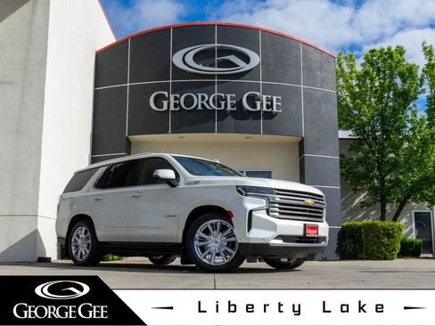 Used 2024 Chevrolet Tahoe High Country w/ Advanced Technology Package AWD/4WD image 1