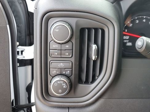 New 2026 Chevrolet Silverado 1500 Custom Trail Boss w/ LPO, Dark Essentials Package image 20