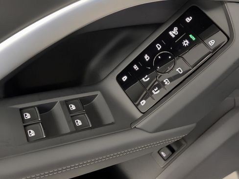 New 2026 Audi Q5 Premium Plus image 15