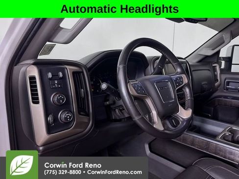 Used 2016 GMC Sierra 2500 Denali w/ Duramax Plus Package image 9