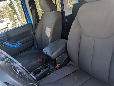 Used 2015 Jeep Wrangler Unlimited Sport w/ Quick Order Package 24S image 8