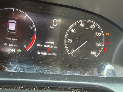 Used 2024 Honda HR-V EX-L image 9