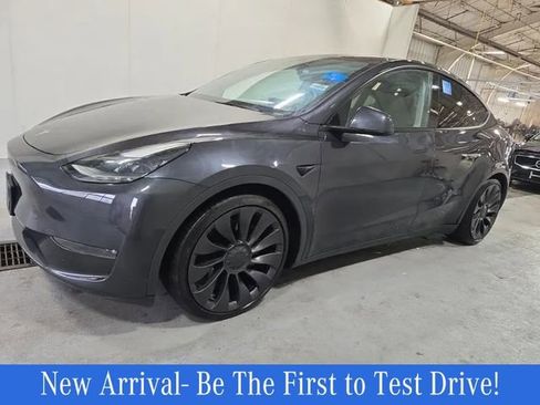 Used 2024 Tesla Model Y Performance image 1