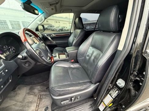 Used 2016 Lexus GX 460 image 13