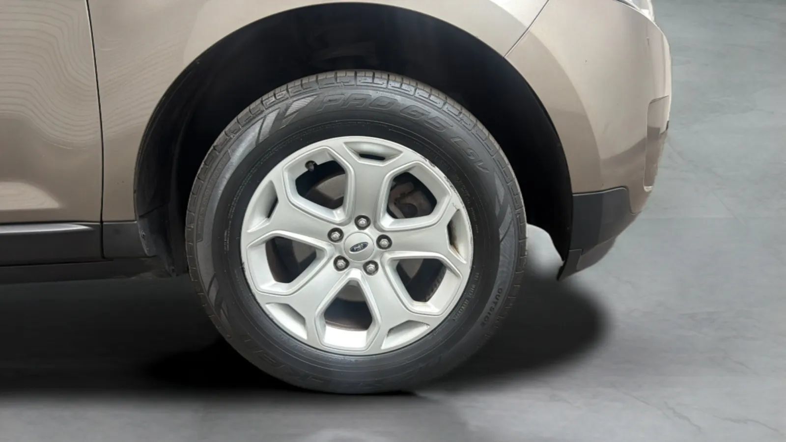 Used 2013 Ford Edge SEL AWD/4WD image 24