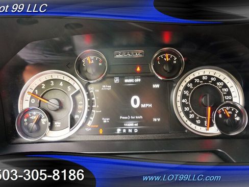 Used 2018 RAM 1500 Laramie w/ Convenience Group AWD/4WD image 23