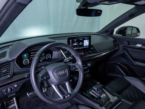 Used 2021 Audi SQ5 Prestige image 21