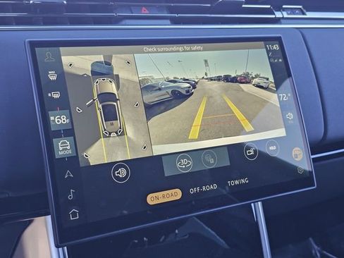 New 2025 Land Rover Range Rover SE image 28