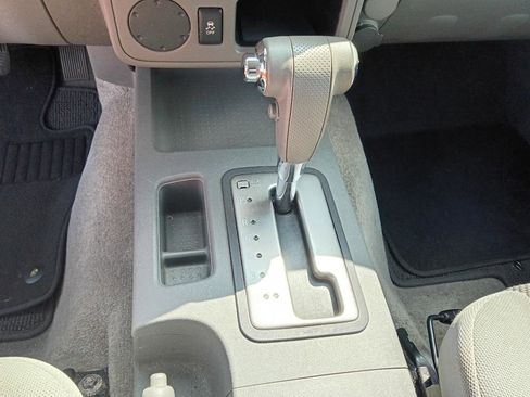 Used 2012 Nissan Frontier SV RWD image 13