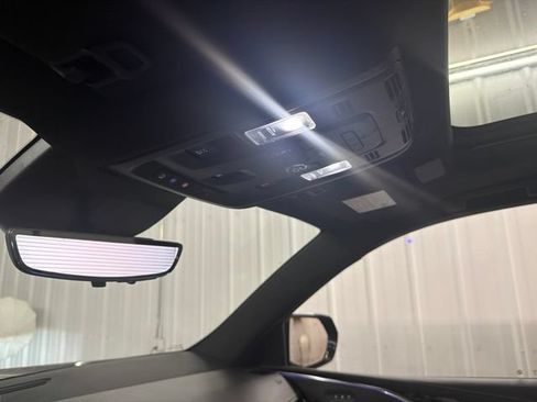 Used 2021 Cadillac Escalade Sport w/ LPO, Illumination Package RWD image 40