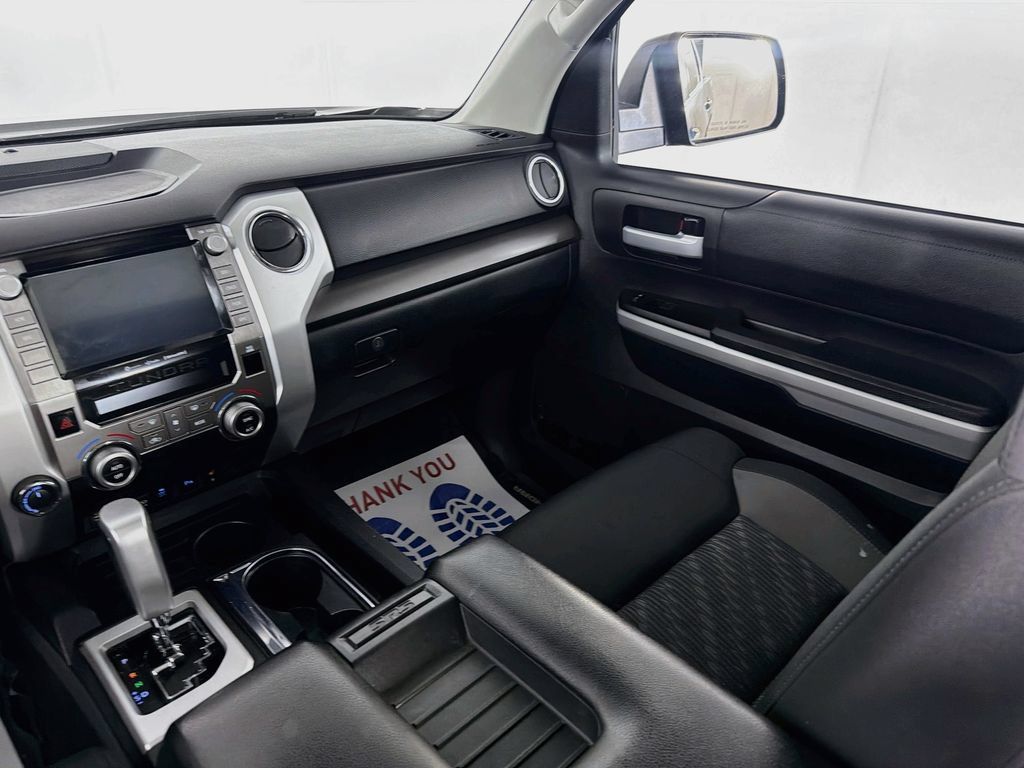 Used 2020 Toyota Tundra SR5 AWD/4WD image 22