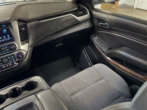 Used 2020 Chevrolet Tahoe LS w/ Skid Plate Package AWD/4WD image 30