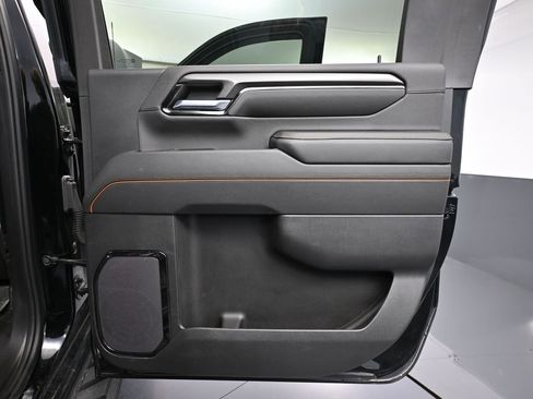 Used 2024 GMC Sierra 2500 AT4 w/ AT4 Preferred Package image 50