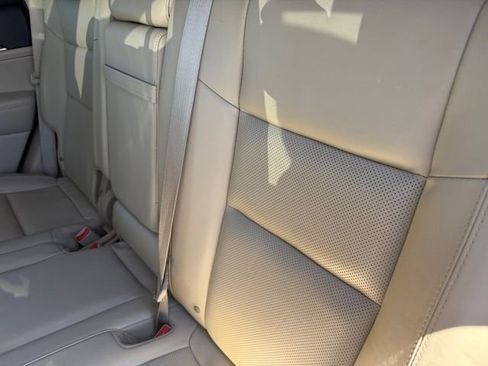 Certified 2018 Jeep Grand Cherokee Limited w/ Luxury Group II AWD/4WD image 16