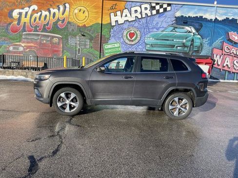 Certified 2019 Jeep Cherokee Limited image 2